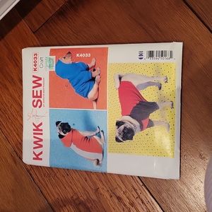 Kwik Sew Craft Kit: Dog Sweaters